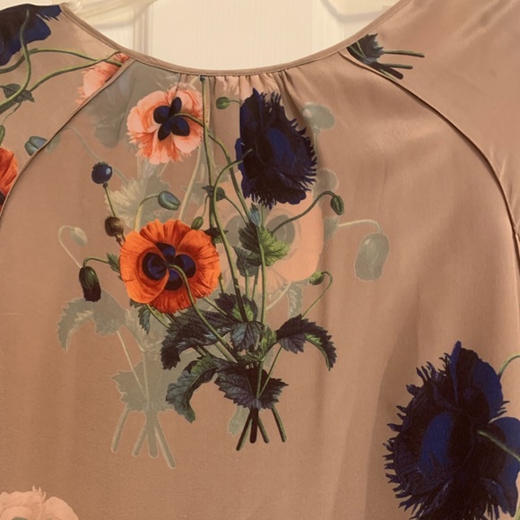 Anthropologie Lefisdottir Ottoman Poppies silk top, 6 - Picture 5 of 7